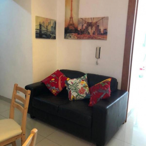 Acogedor y cómodo, 2 hab/ 1 baño/parking/gym, Santo Domingo